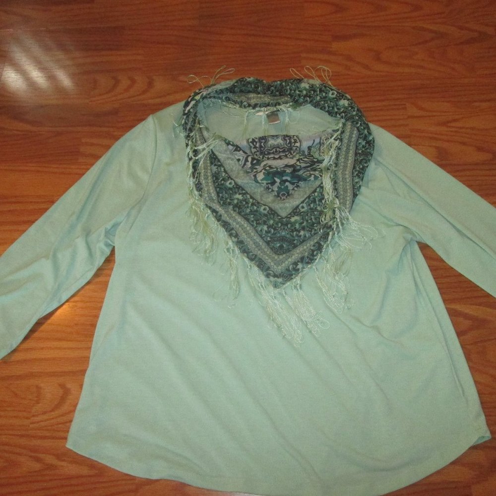 CJ Banks Sz 1X Mint green top w/attached scarf